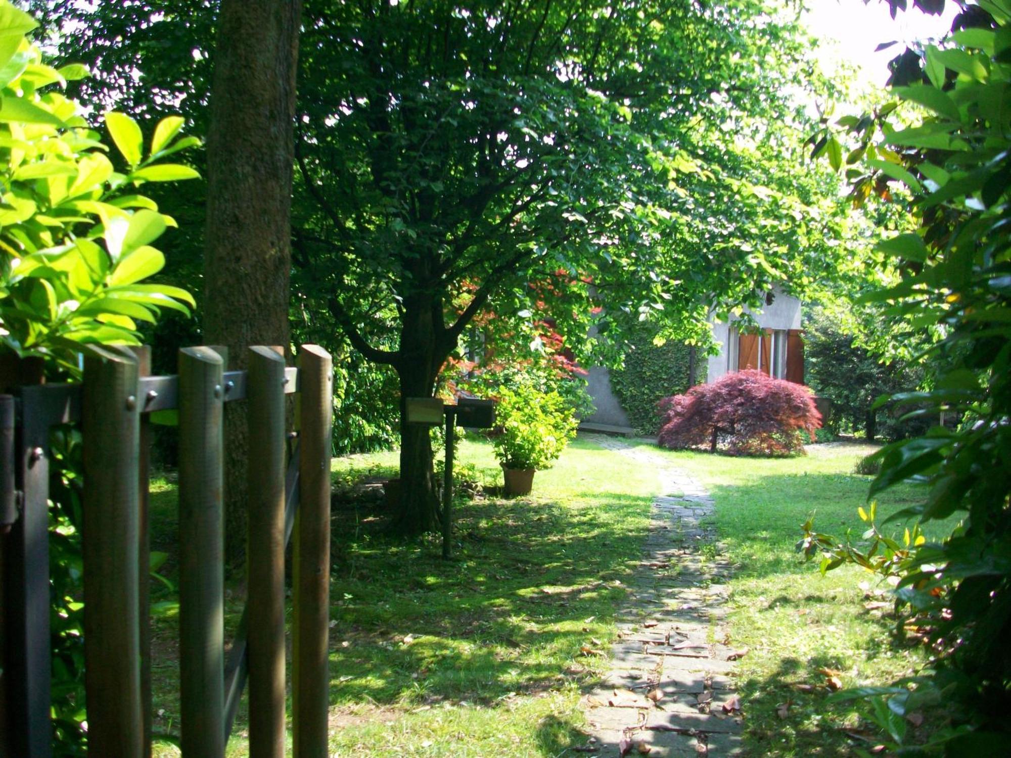 B&B L'Albero Maestro Orsenigo Kültér fotó